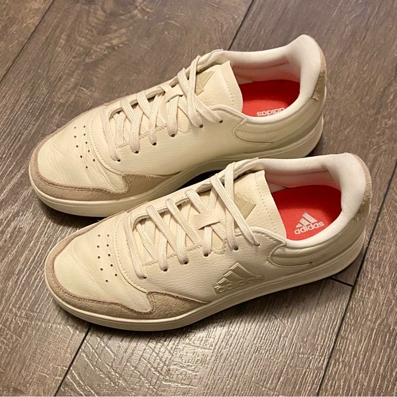 Adidas women’s Kantana sneaker - Picture 7 of 9